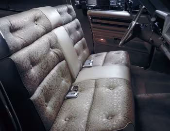 Interior 1968 Cadillac Fleetwood Sixty Special (68069-M)