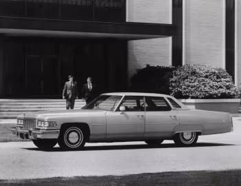 1975 Cadillac Calais Hardtop Sedan (C49/N)