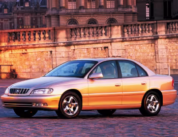 2001 Cadillac Catera '2000–01
