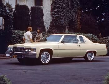 1977 Cadillac Coupe de Ville (D47)