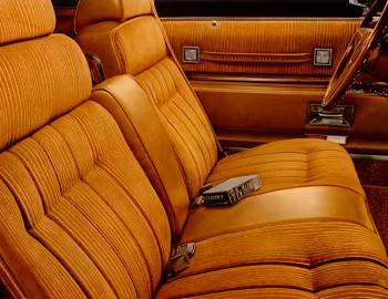 Інтер'єр 1974 Cadillac Coupe de Ville (D47/J)