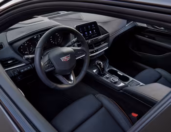 Interior 2020–pr. Cadillac CT4-V '2019–pr.