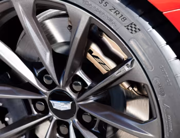 2022–pr. Cadillac CT4-V Blackwing [North America] '2021–pr.