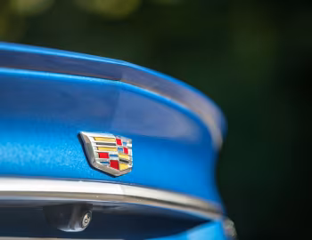 Logotipo 2020–24 Cadillac CT5 350T [North America] '2019–24