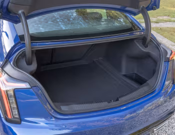 Porta-malas 2020–24 Cadillac CT5 350T [North America] '2019–24