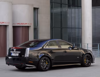 Cadillac CTS-V [Worldwide] '2010–13