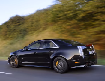Cadillac CTS-V [Worldwide] '2010–13