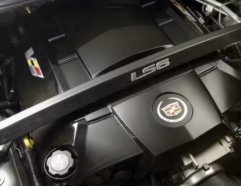 Bajo el capó Cadillac CTS-V [Worldwide] '2004–07
