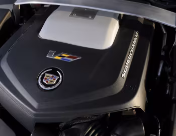 Bajo el capó Cadillac CTS-V Coupe [Worldwide] '2010–14