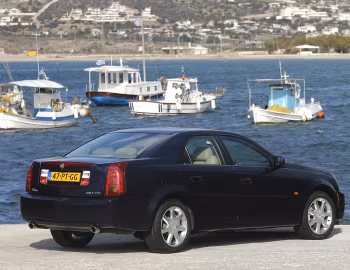 Cadillac CTS [Worldwide] '2002–07