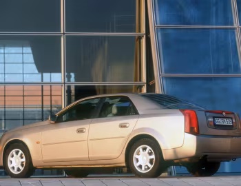 Cadillac CTS [Worldwide] '2002–07