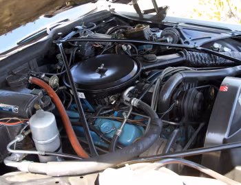 Bajo el capó 1979 Cadillac DeVille Custom Phaeton Coupe