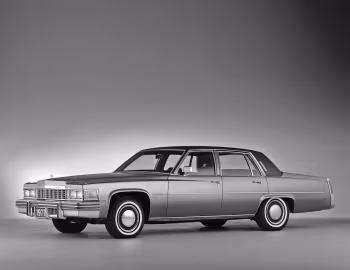 1977 Cadillac Sedan de Ville (D69)