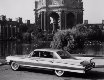 1961 Cadillac Sixty-Two Sedan de Ville 6-window (6329L)