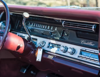 Panel frontal 1967 Cadillac DeVille Convertible (68367-F)