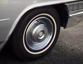 1965 Cadillac DeVille Convertible (65-683 68367-F)