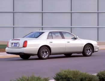 2000–05 Cadillac DeVille DHS