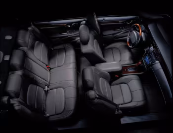 Interior 2000–05 Cadillac DeVille DTS