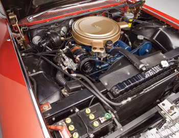 Bajo el capó 1960 Cadillac Eldorado Biarritz (6467Е)