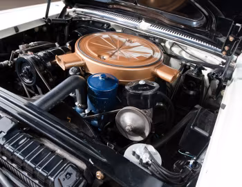 Bajo el capó 1958 Cadillac Eldorado Biarritz (6267SX)