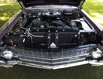 Bajo el capó 1962 Cadillac Eldorado Biarritz