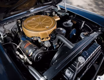 Bajo el capó 1958 Cadillac Eldorado Biarritz (6267SX)