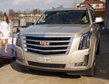 Cadillac Escalade [EU-spec] (GMTK2XL) '2015–20