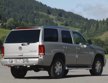 Cadillac Escalade [Worldwide] '2001–06