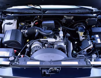 Bajo el capó 1999–2000 Cadillac Escalade '1998–2000