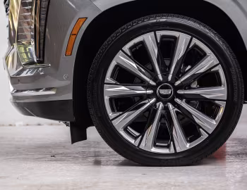 Cadillac Escalade [Middle East] '2024–pr.