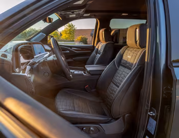 Interior 2021–pr. Cadillac Escalade ESV 600 Platinum Sport [North America] '2020–pr.