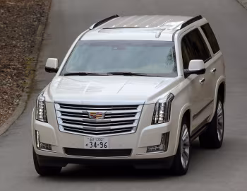 Cadillac Escalade Platinum [Japan] (GMTK2XL) '2015–20