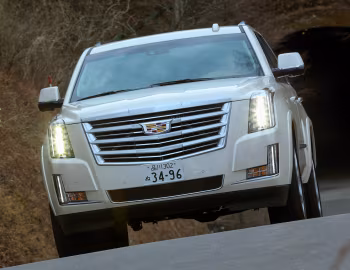 Cadillac Escalade Platinum [Japan] (GMTK2XL) '2015–20