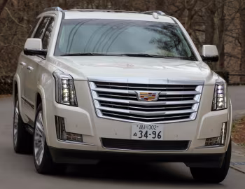 Cadillac Escalade Platinum [Japan] (GMTK2XL) '2015–20