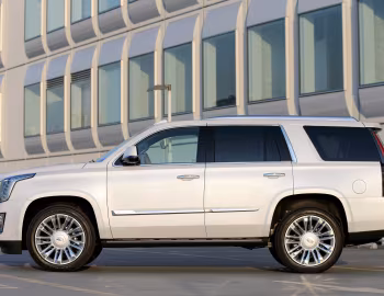 Cadillac Escalade Platinum [Japan] (GMTK2XL) '2015–20
