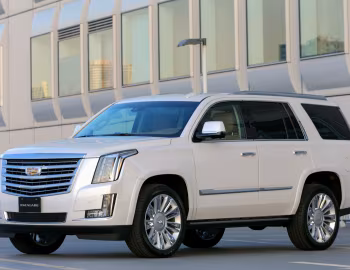 Cadillac Escalade Platinum [Japan] (GMTK2XL) '2015–20