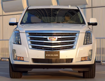 Cadillac Escalade Platinum [Japan] (GMTK2XL) '2015–20