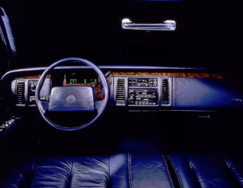 Panel frontal 1993–94 Cadillac Fleetwood