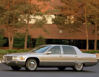 1995–96 Cadillac Fleetwood