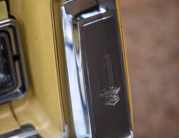 1975 Cadillac Fleetwood Eldorado Convertible (L67/E)