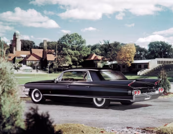 1961 Cadillac Fleetwood Sixty Special (6039М)