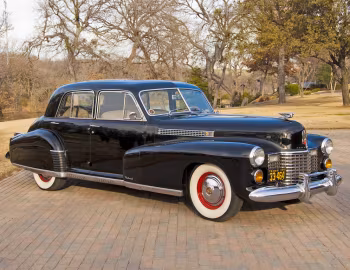 1941 Cadillac Fleetwood Sixty Special Sedan (6019S)