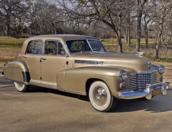 1941 Cadillac Fleetwood Sixty Special Sedan (6019S)
