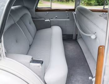 Interior 1941 Cadillac Fleetwood Sixty Special Sedan (6019S)
