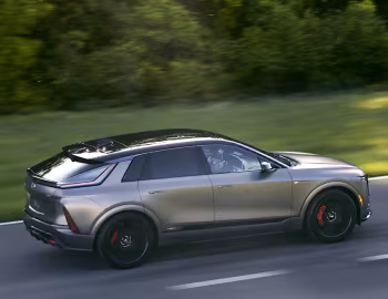 2026 Cadillac Lyriq-V [North America] '2025–pr.