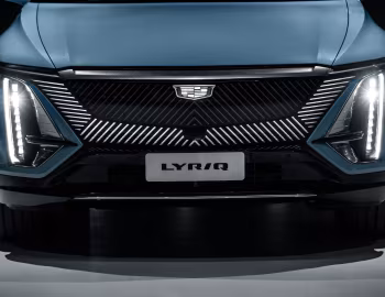 Cadillac Lyriq Luxury [China] '2022–pr.