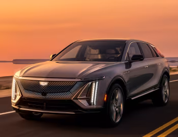 2023–pr. Cadillac Lyriq Luxury [North America] '03.2022–pr.