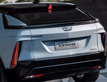 Cadillac Lyriq Luxury [China] '2022–pr.