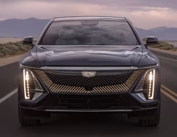 2023–pr. Cadillac Lyriq Luxury [North America] '03.2022–pr.