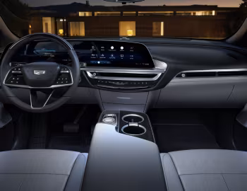 Panel frontal 2023–pr. Cadillac Lyriq Luxury [North America] '03.2022–pr.